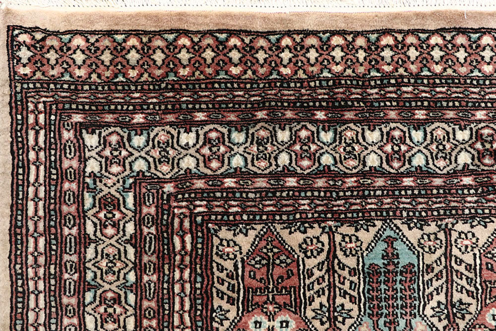 Bisque Caucasian 6' 8 x 9' 3 - No. 59195 - ALRUG Rug Store