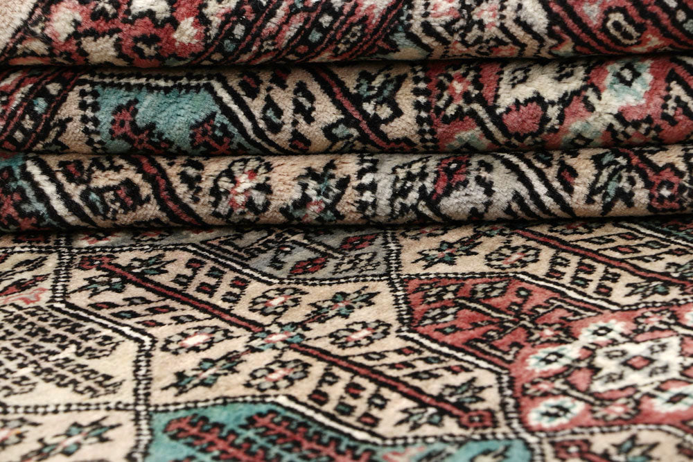 Bisque Caucasian 6' 8 x 9' 3 - No. 59195 - ALRUG Rug Store