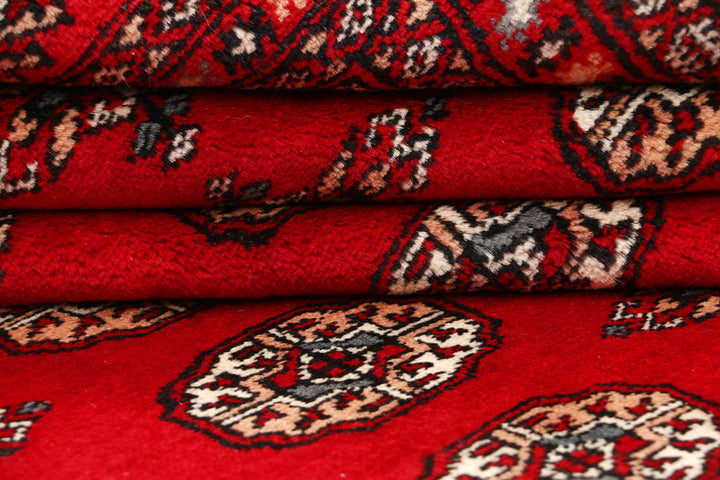Red Bokhara 6' 7 x 9' 7 - No. 59232 - ALRUG Rug Store