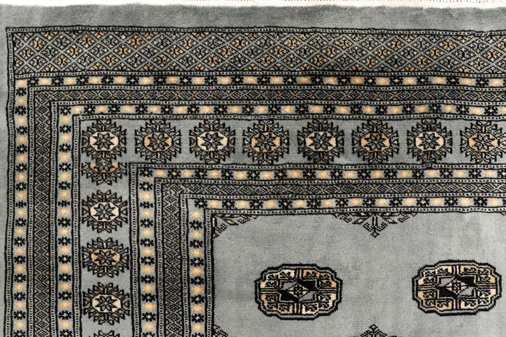 Silver Bokhara 6' 6 x 10' 6 - No. 59281 - ALRUG Rug Store