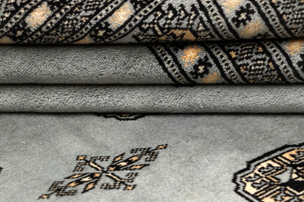 Silver Bokhara 6' 6 x 10' 6 - No. 59281 - ALRUG Rug Store