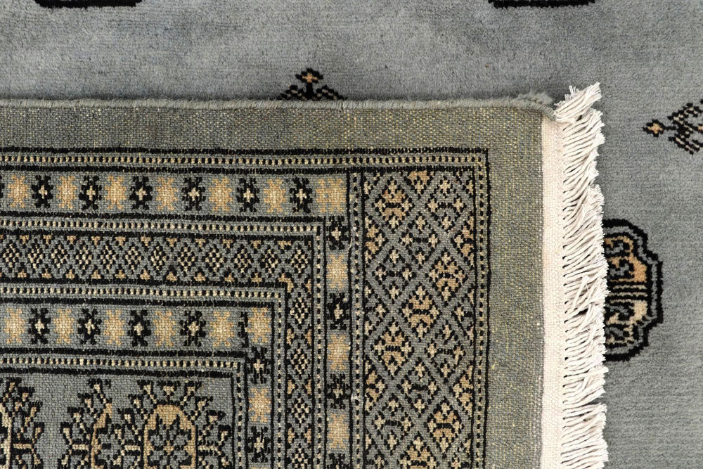 Silver Bokhara 6' 6 x 10' 6 - No. 59281 - ALRUG Rug Store