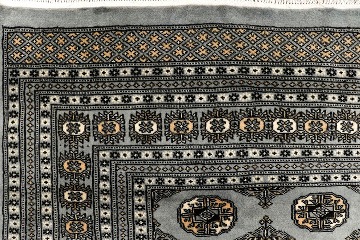 Silver Bokhara 6' 7 x 9' 10 - No. 59282 - ALRUG Rug Store