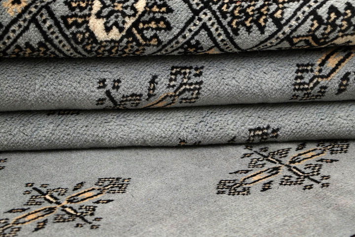 Silver Butterfly 6' 7 x 10' 8 - No. 59283 - ALRUG Rug Store