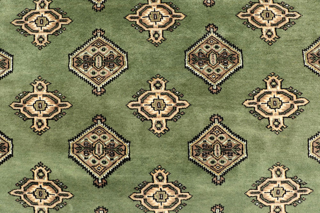 Olive Jaldar 6'  9" x 10'  6" - No. QA70899