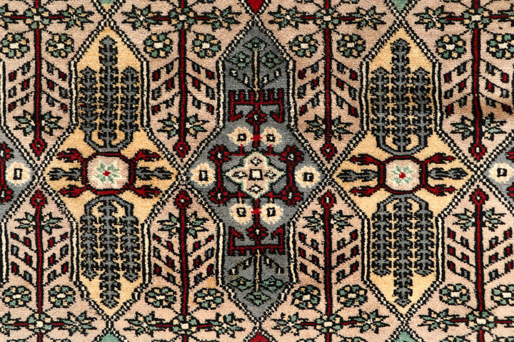 Bisque Caucasian 7' x 9' 4 - No. 59301 - ALRUG Rug Store
