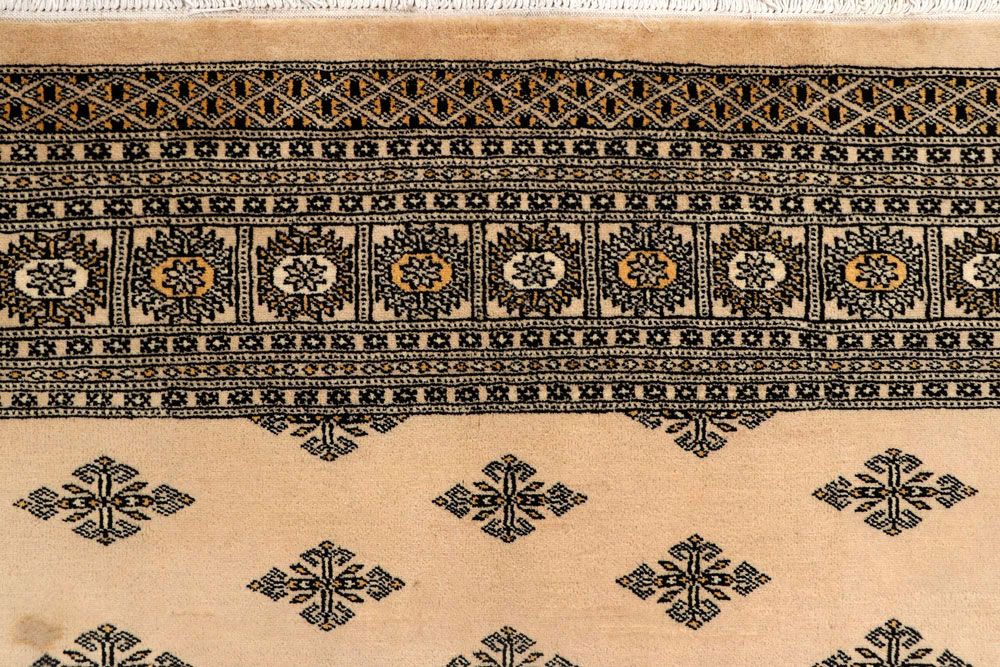 Butterfly 6' 7 x 10' 1 - No. 59315 - ALRUG Rug Store