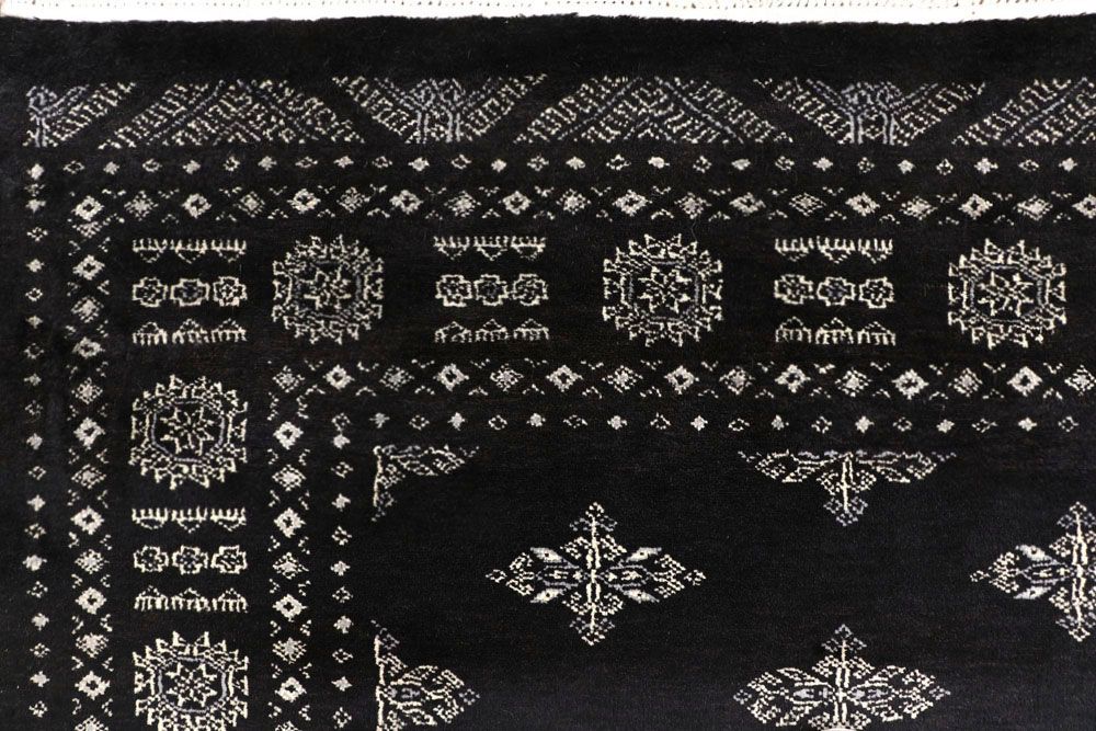 Butterfly 6' 9 x 10' 1 - No. 59323 - ALRUG Rug Store