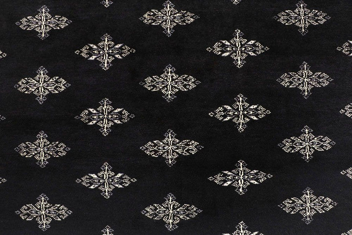 Butterfly 6' 9 x 10' 1 - No. 59323 - ALRUG Rug Store