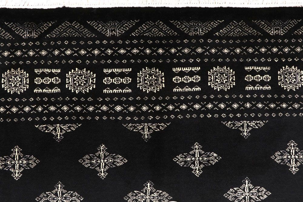 Butterfly 6' 6 x 10' 4 - No. 59325 - ALRUG Rug Store