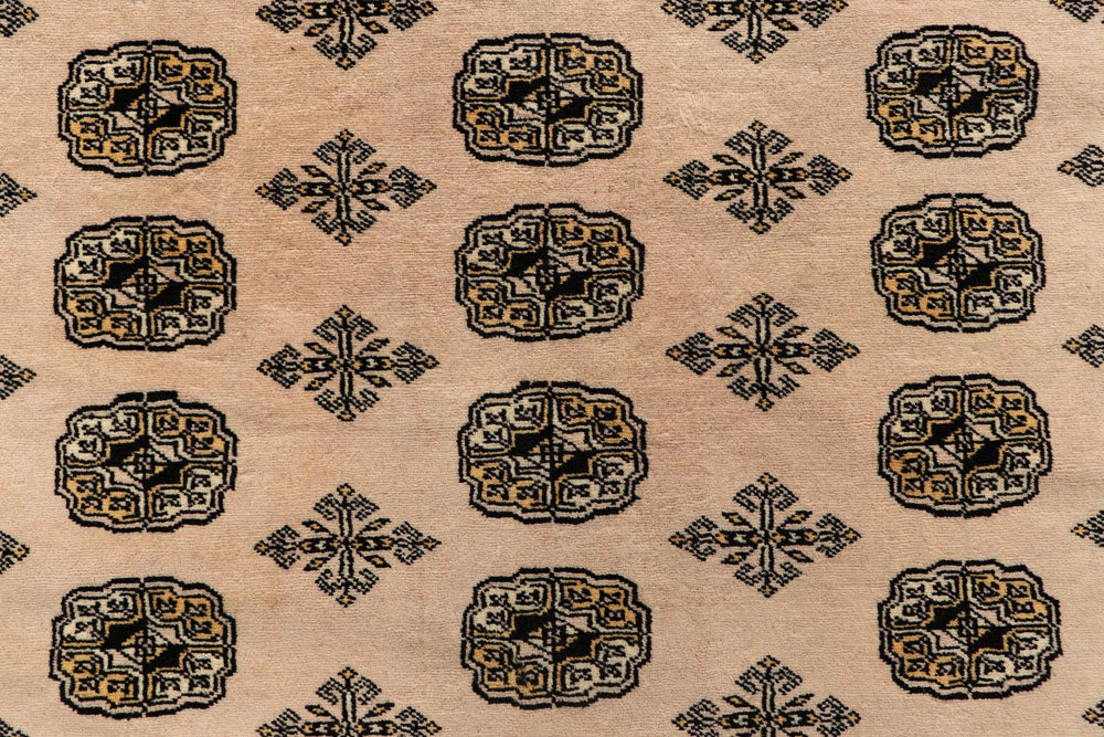 Blanched Almond Bokhara 8' x 10' - No. 59454 - ALRUG Rug Store