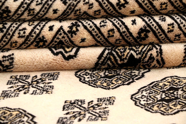 Bisque Bokhara 7' 10 x 10' 6 - No. 59458 - ALRUG Rug Store