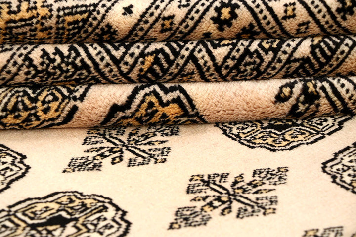 Bisque Bokhara 8' 1 x 10' 2 - No. 59461 - ALRUG Rug Store