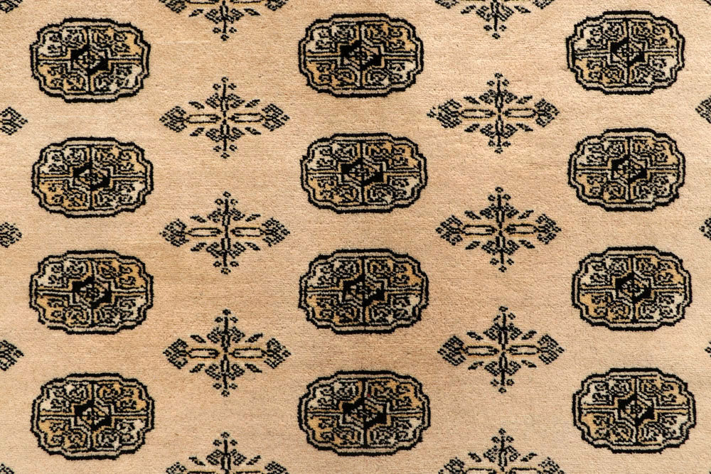 Bisque Bokhara 7' 9 x 10' - No. 59462 - ALRUG Rug Store