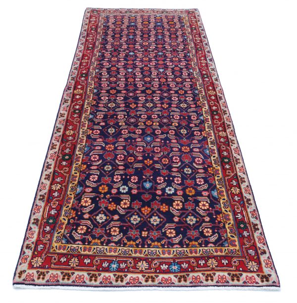 Hamadan 3’ 4″ x 9’ 9″ - No. AV18671