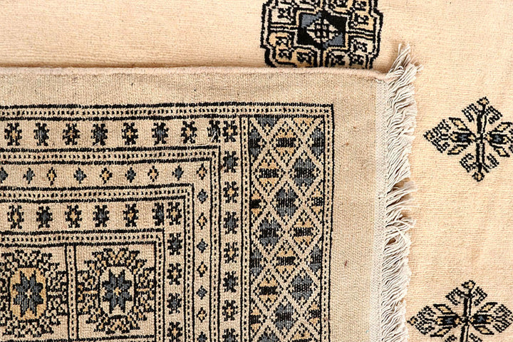 Bisque Bokhara 8' 2 x 11' 11 - No. 59530 - ALRUG Rug Store