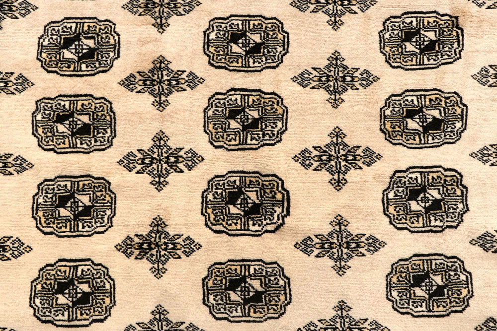 Blanched Almond Bokhara 8' x 11' 10 - No. 59535 - ALRUG Rug Store