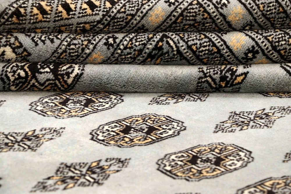 Silver Bokhara 9' 11 x 13' 7 - No. 59551 - ALRUG Rug Store