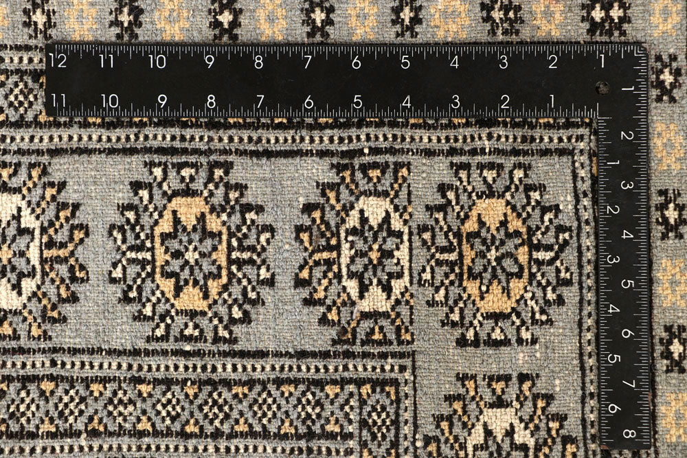 Silver Bokhara 9' 11 x 13' 7 - No. 59551 - ALRUG Rug Store