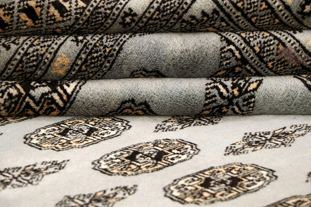 Silver Bokhara 10' x 13' - No. 59553 - ALRUG Rug Store