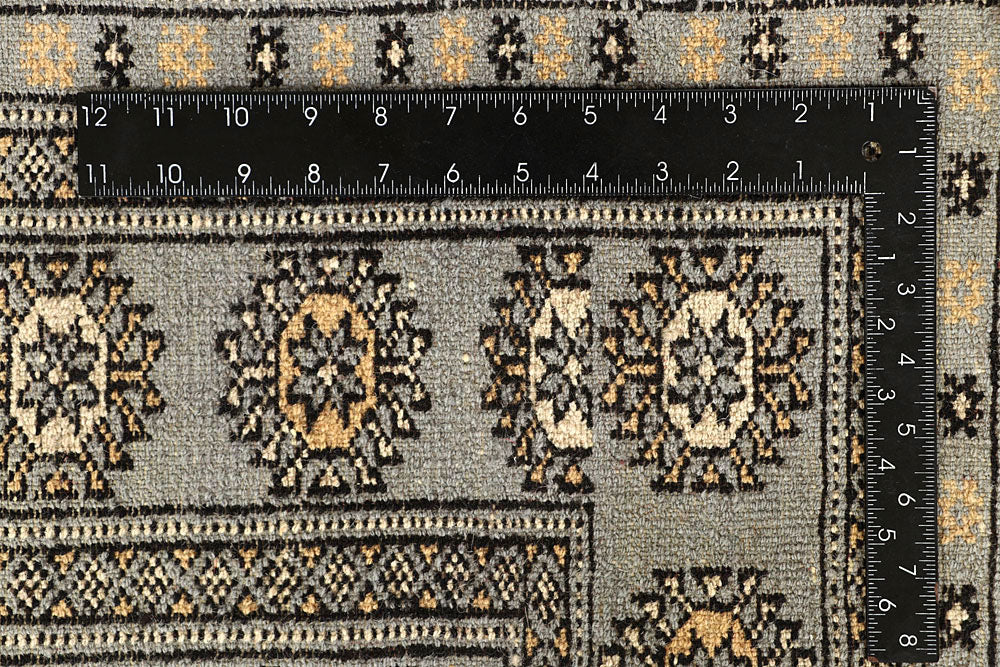Silver Bokhara 10' x 13' - No. 59553 - ALRUG Rug Store