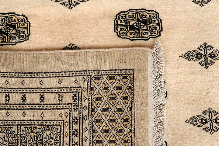 Bisque Bokhara 10' 2 x 13' 1 - No. 59566 - ALRUG Rug Store