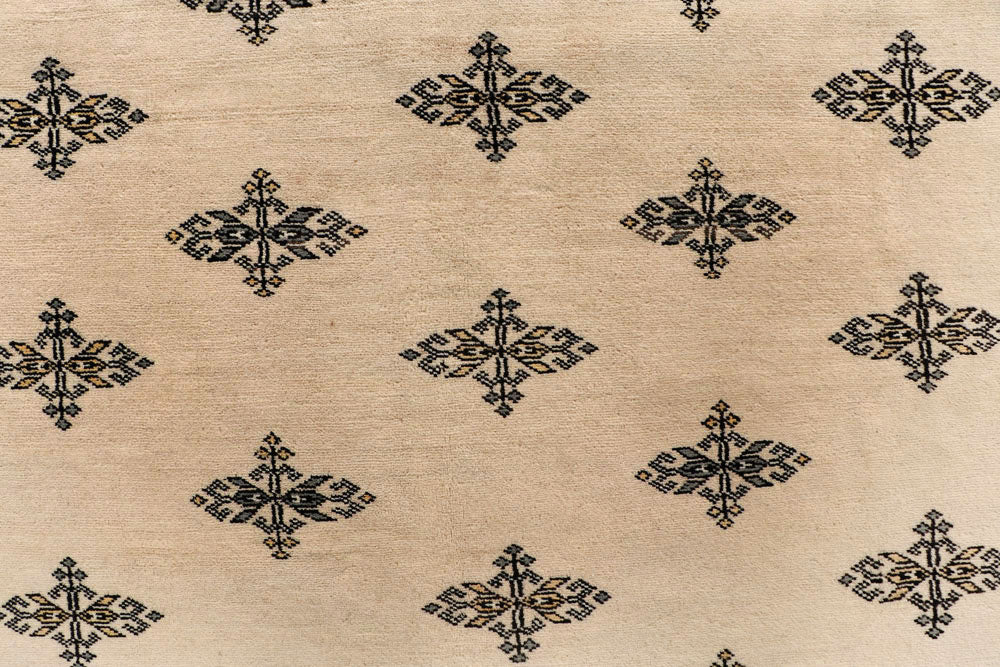 Bisque Butterfly 9' 10 x 13' - No. 59573 - ALRUG Rug Store