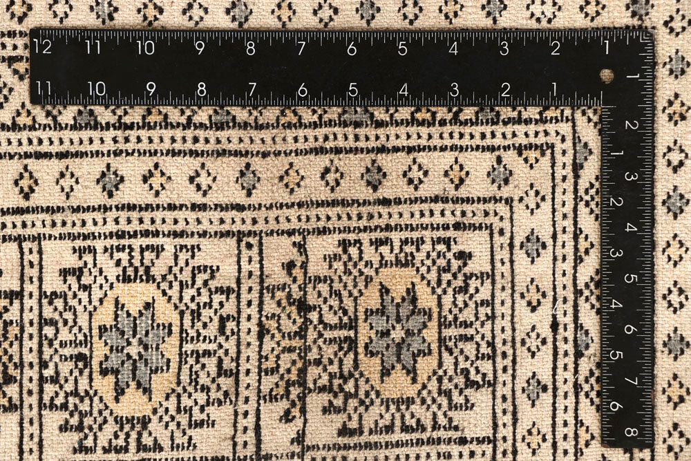 Bisque Butterfly 9' 10 x 13' - No. 59573 - ALRUG Rug Store