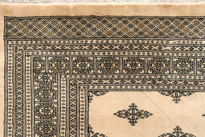 Bisque Butterfly 9' 11 x 14' 1 - No. 59574 - ALRUG Rug Store