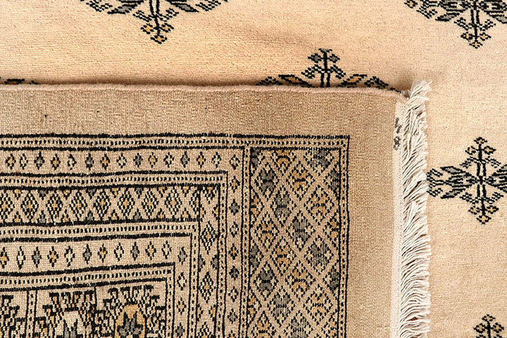 Bisque Butterfly 9' 11 x 14' 1 - No. 59574 - ALRUG Rug Store