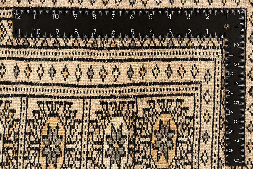 Bisque Butterfly 9' 11 x 14' 1 - No. 59574 - ALRUG Rug Store