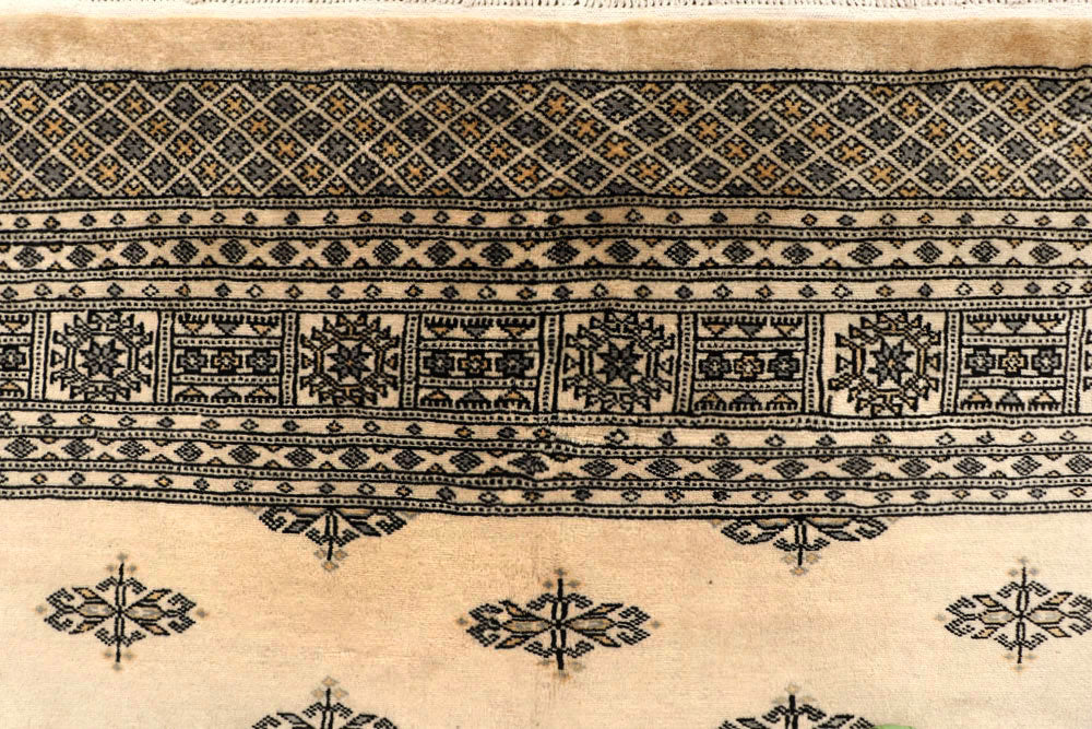 Bisque Butterfly 10' x 14' 2 - No. 59575 - ALRUG Rug Store