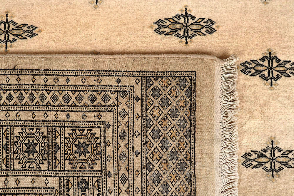 Bisque Butterfly 10' x 14' 2 - No. 59575 - ALRUG Rug Store