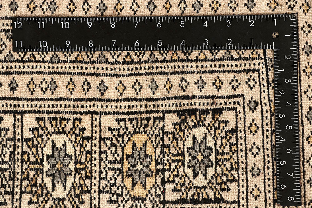 Bisque Butterfly 9' 11 x 13' 11 - No. 59577 - ALRUG Rug Store