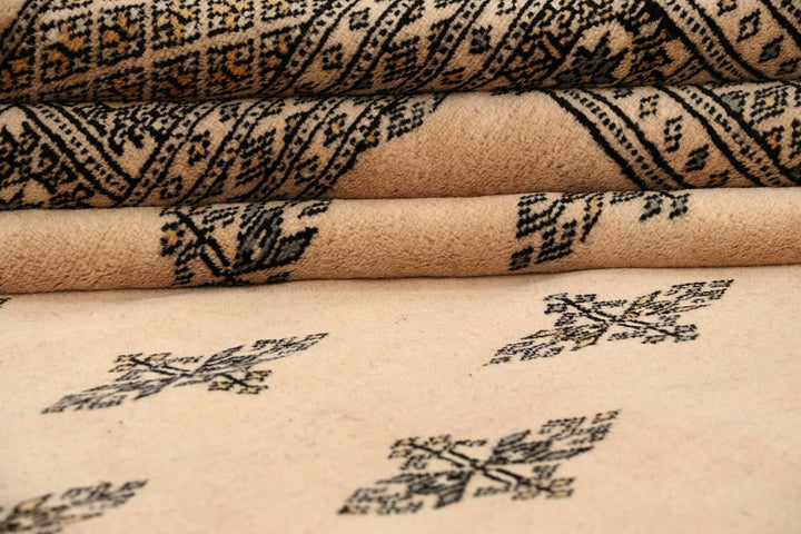 Bisque Butterfly 10' x 14' 2 - No. 59581 - ALRUG Rug Store