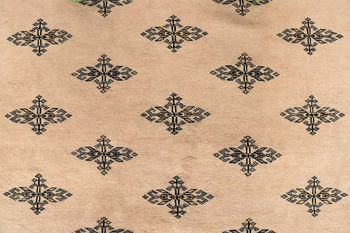 Bisque Butterfly 9' 11 x 13' 7 - No. 59582 - ALRUG Rug Store