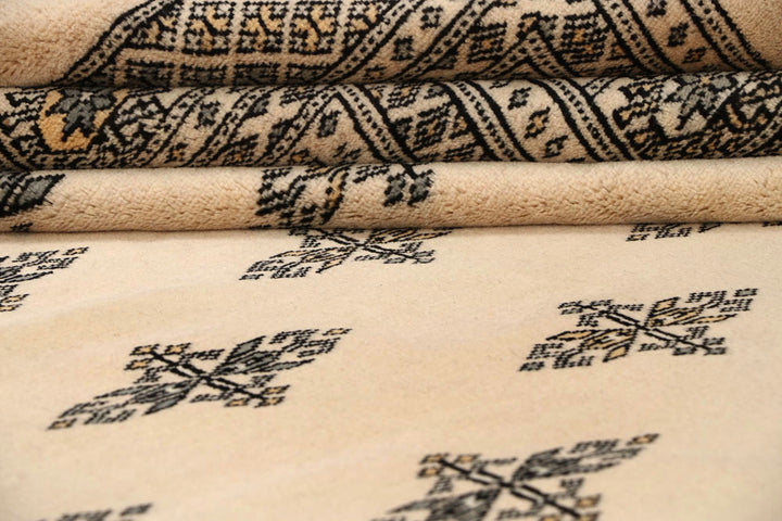 Bisque Butterfly 9' 11 x 14' 6 - No. 59583 - ALRUG Rug Store