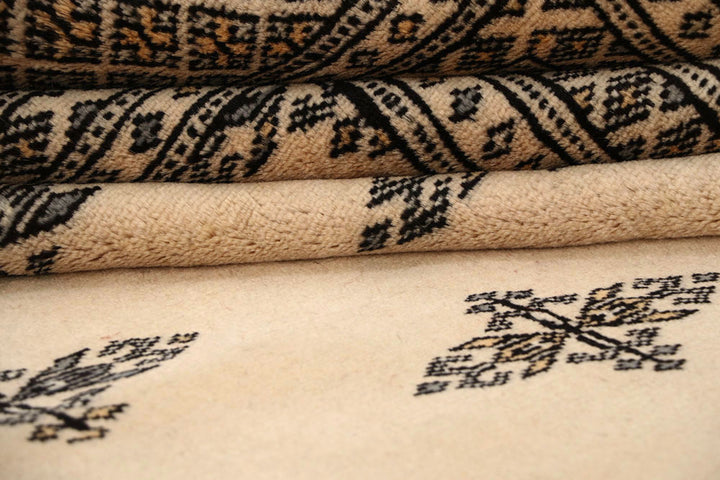 Bisque Butterfly 9' 11 x 13' 9 - No. 59584 - ALRUG Rug Store