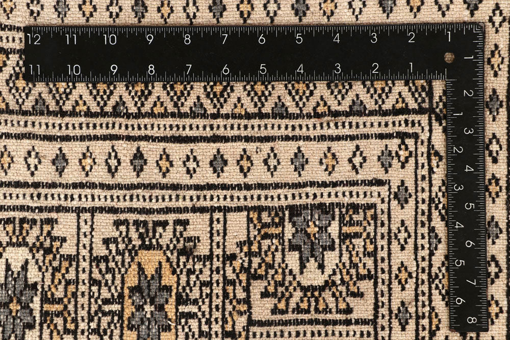 Bisque Butterfly 9' 11 x 13' 9 - No. 59584 - ALRUG Rug Store