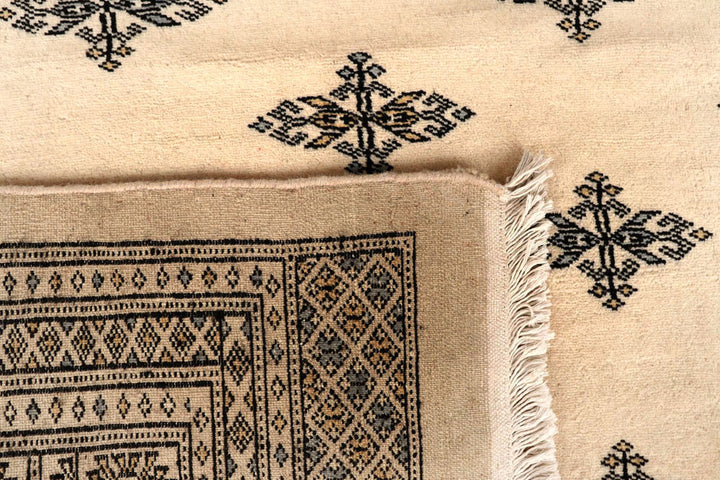 Bisque Butterfly 9' 11 x 14' 3 - No. 59585 - ALRUG Rug Store