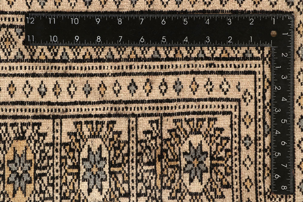 Bisque Butterfly 9' 11 x 14' 3 - No. 59585 - ALRUG Rug Store