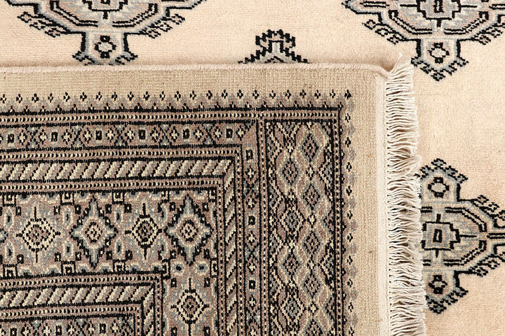 Navajo White Jaldar 6' 11 x 8' 9 - No. 59682 - ALRUG Rug Store