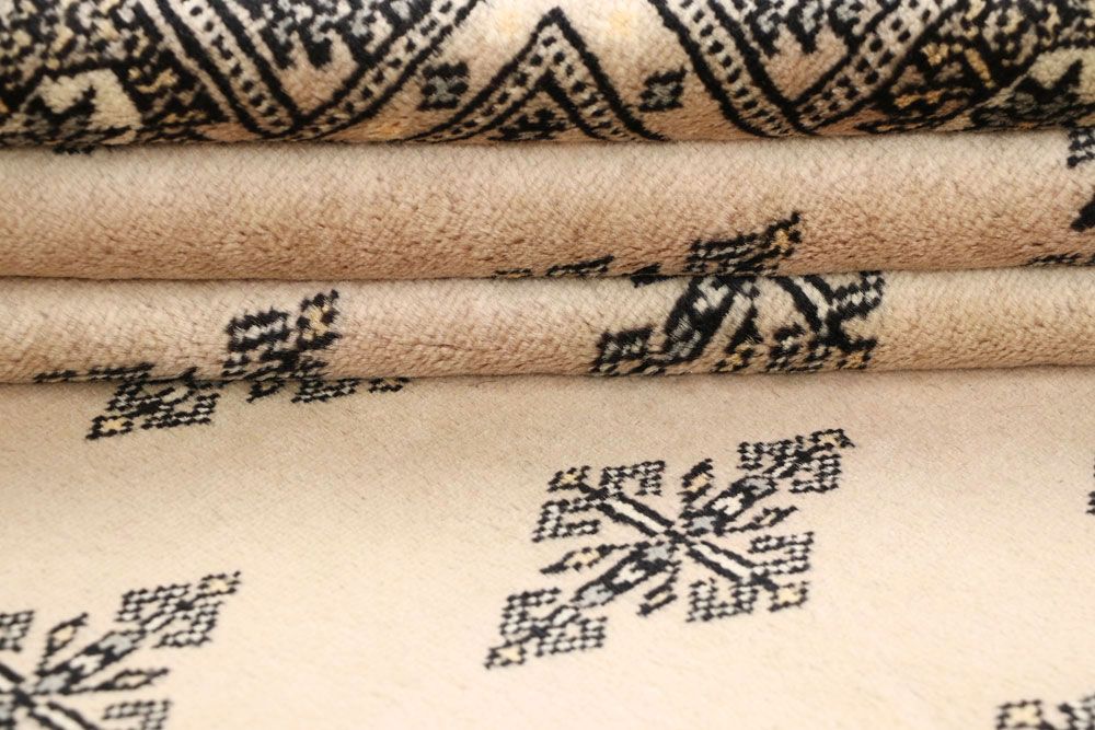 Butterfly 6' 8 x 8' 8 - No. 59696 - ALRUG Rug Store