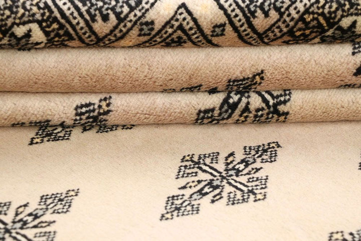 Butterfly 6' 8 x 8' 8 - No. 59696 - ALRUG Rug Store