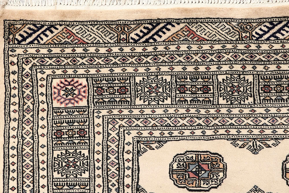 Blanched Almond Bokhara 6' 5 x 8' 7 - No. 59699 - ALRUG Rug Store