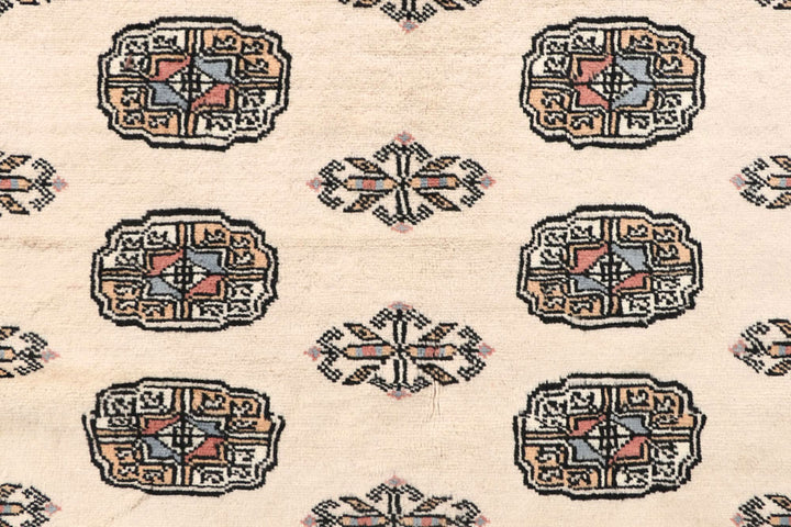 Blanched Almond Bokhara 6' 8 x 8' 2 - No. 59700 - ALRUG Rug Store