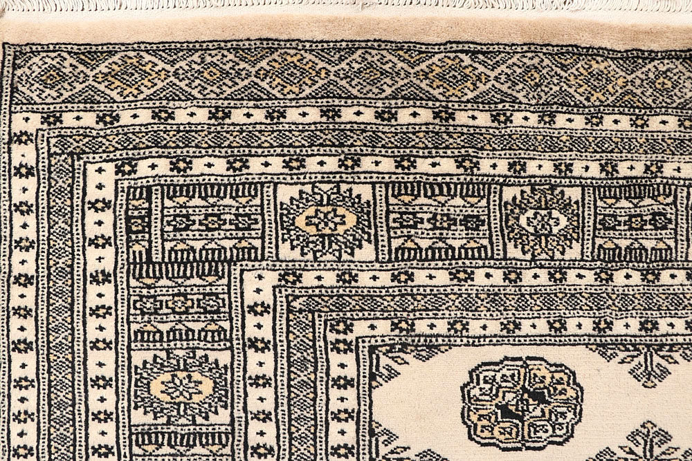 Blanched Almond Bokhara 6' 7 x 8' 6 - No. 59702 - ALRUG Rug Store