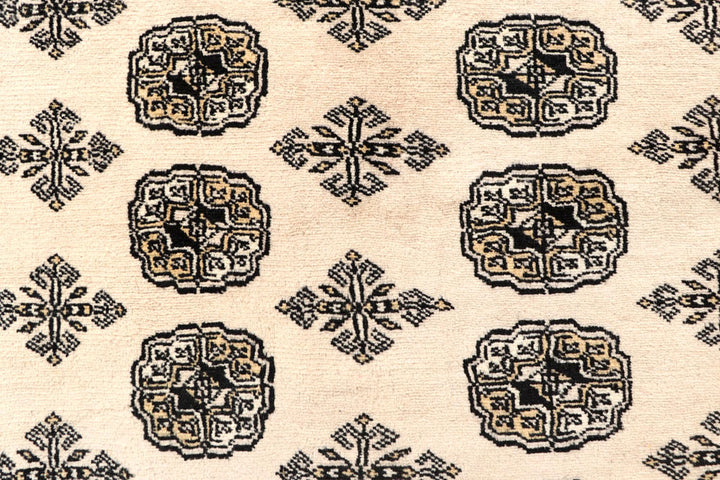 Blanched Almond Bokhara 6' 7 x 8' 6 - No. 59702 - ALRUG Rug Store