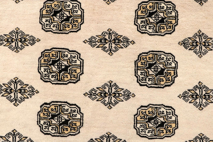 Blanched Almond Bokhara 6' 6 x 8' 2 - No. 59704 - ALRUG Rug Store