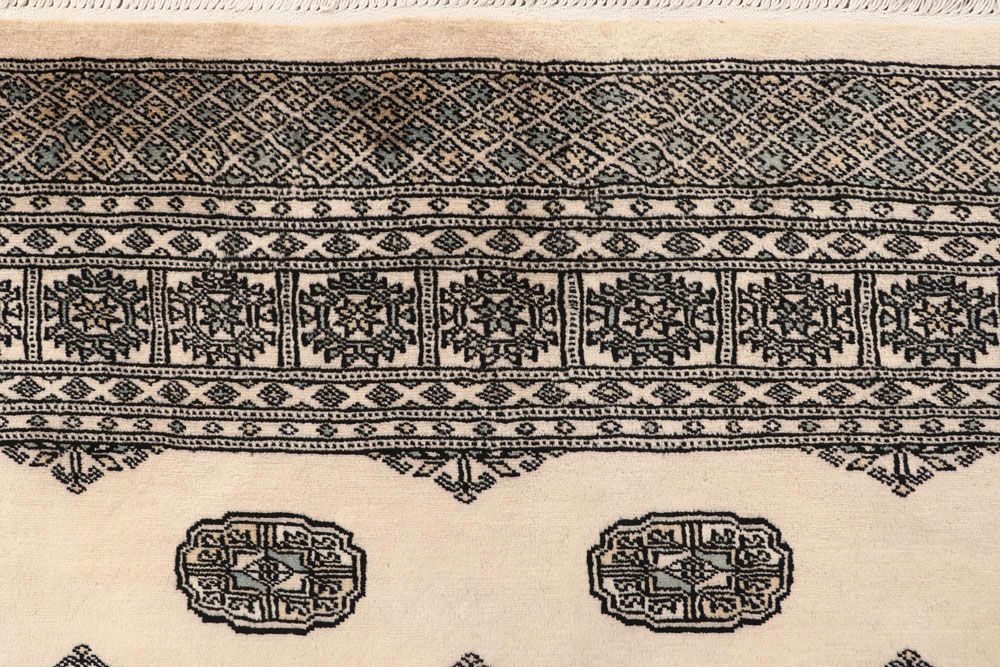 Bokhara 6' 6 x 8' 2 - No. 59707 - ALRUG Rug Store